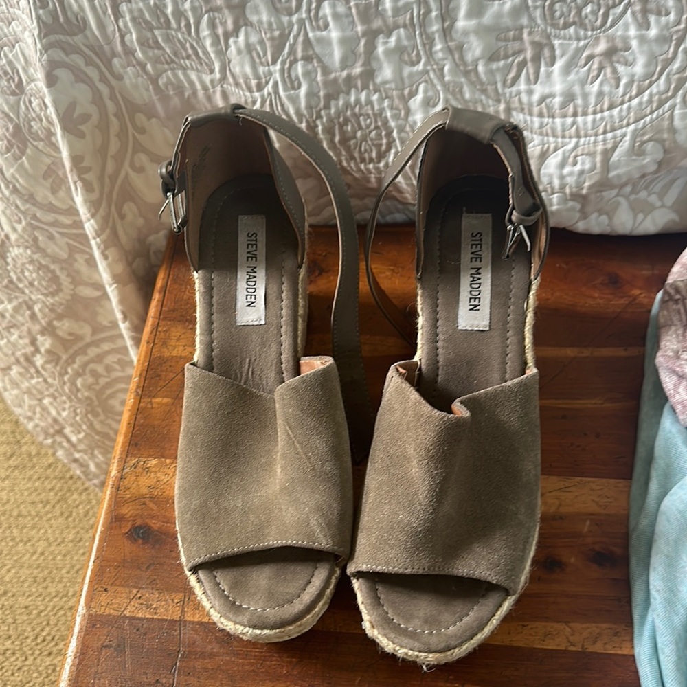 Steve Madden Wedges